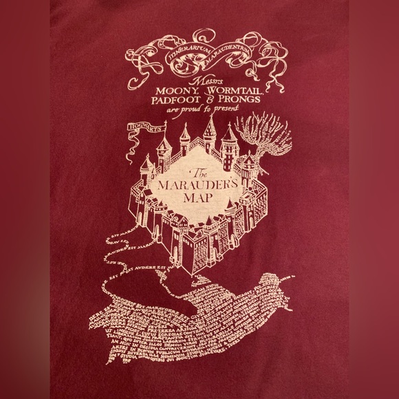 The Harry Potter Shop Platform 9 3/4 TShirt Adult L  The Marauder’s Map auburn - Picture 2 of 12